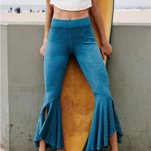 Free People mid rise low and flow leggings in blue